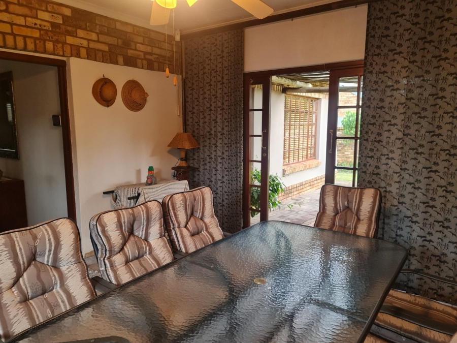 3 Bedroom Property for Sale in Waterval East North West